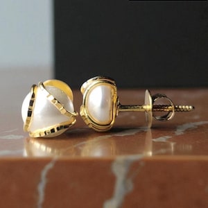 14K Gold Pearl Stud Earrings: Unique Triangle Bezel, Screw Back