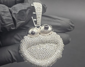 Colgante con cara de monstruo helada • Moissanita VVS, plata de ley 925