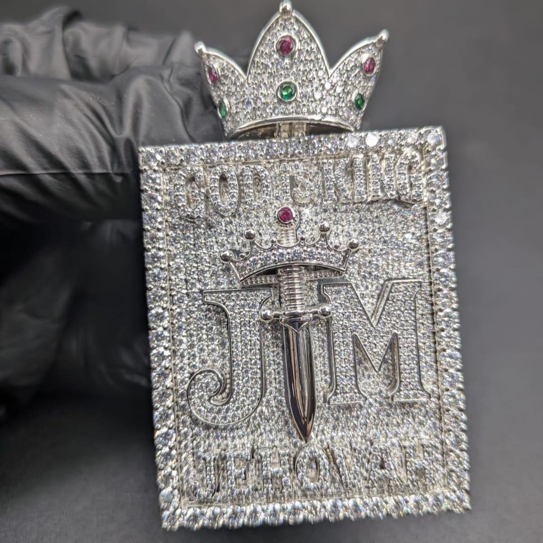 IcedOut Crown CrossPendant Silverモアサナイト Custom JM Iced Out Crown and Sword Pendant Moissanite Hip Hop