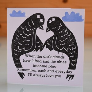 Love Birds Valentinstagskarte - Vogel-Thema, leere Innenseitenkarte mit Versen zum Valentinstag, Geburtstag, Entschuldigung oder jede Gelegenheit