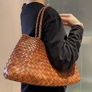 Bolso tote tejido a mano, bolso de hombro de piel de vaca de primera capa, bolsos con cesta tejida, regalo para ella.