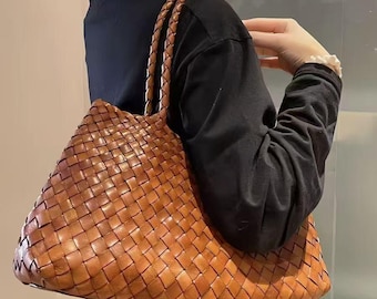 Sac fourre-tout tissé à la main, sac à bandoulière en cuir de vachette première couche, sacs busket tissés, cadeau pour elle