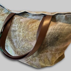 Wool ecoprinted blue and olive shoulder bag, lined handmade and unique, pockets, designer label