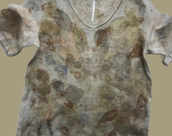 Ecoprint woman's blouse, in pure Linen, with short sleeves, V- neck, button closure at back neck, bespoke, and upcycled, size S/M