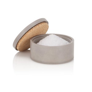 Concrete Salt Keeper: Classic Cellar Design with Cork Lid