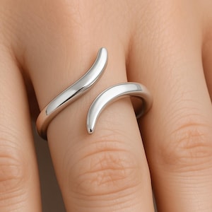 Minimalistischer offener Sterling Silber Spiralring, verstellbarer 925er Silber Wickelring, modernes Twisted Band für Frauen, zierlicher handgefertigter Schmuck Geschenk