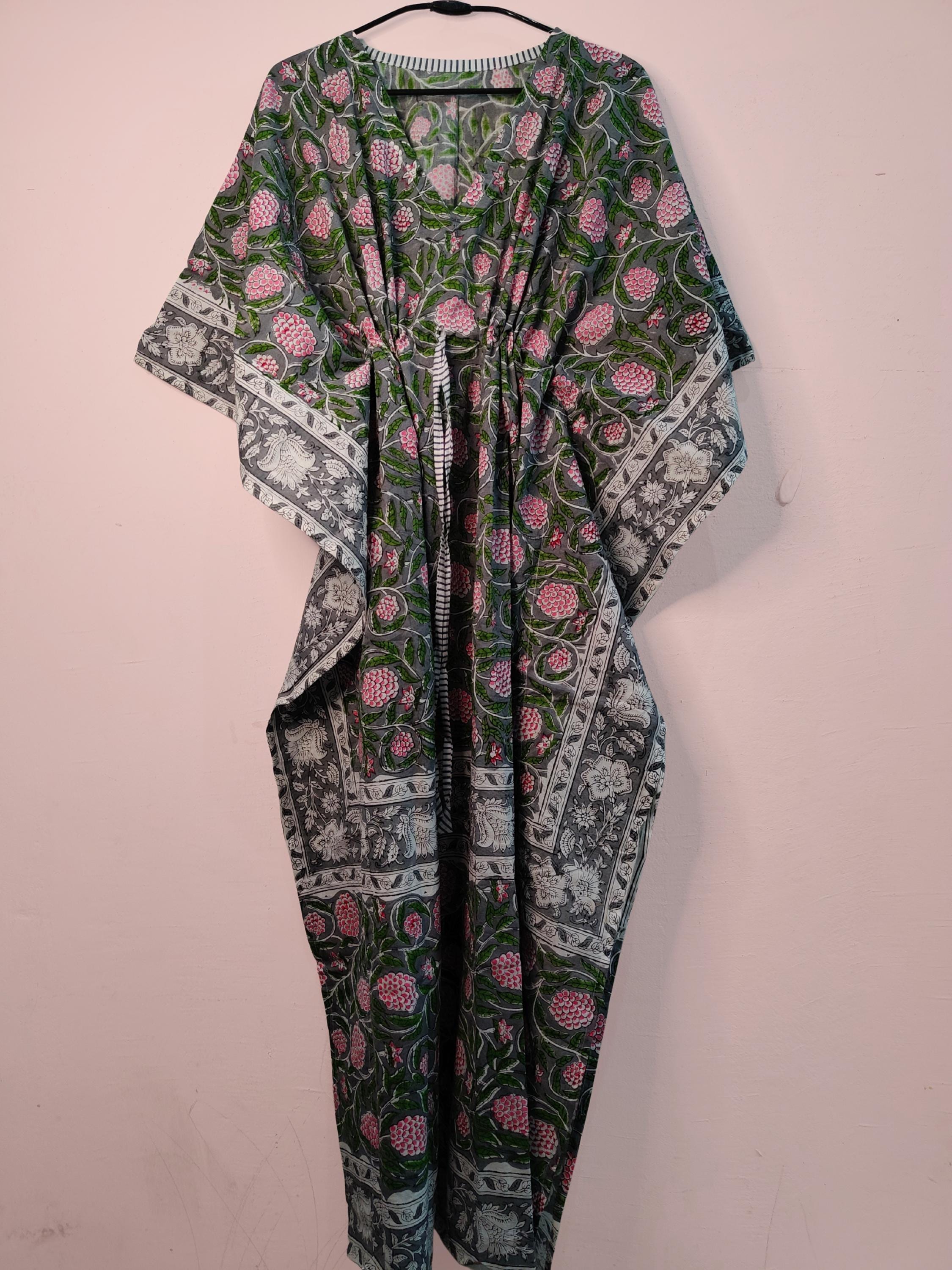 grey dress pink accessories Working Mom
