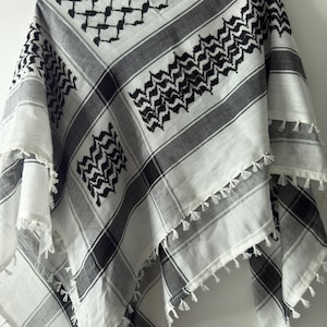 Kufiya Palestine Scarf, White Black Checkered Shemagh, Traditional Arabic Head Wrap