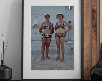 women in bathing suit No.4