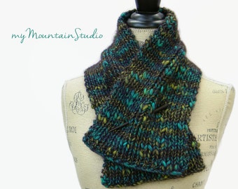 Ladies Gorgeous Wool Blend Hand Knit Neckwarmer Scarf - Handmade in Montana - Ready to Ship