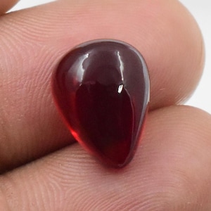 Cabujón de rubí hecho a mano de 8,25 ct con forma de pera. Piedra preciosa suelta para la fabricación de anillos y joyas.