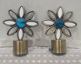 Remates para cortinas con acabado en latón antiguo, diseño único, 1 par.