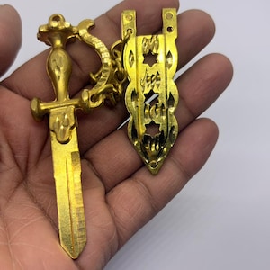 Llave virgen de latón macizo con forma de espada, Kwikset KW1, colgante para collar.