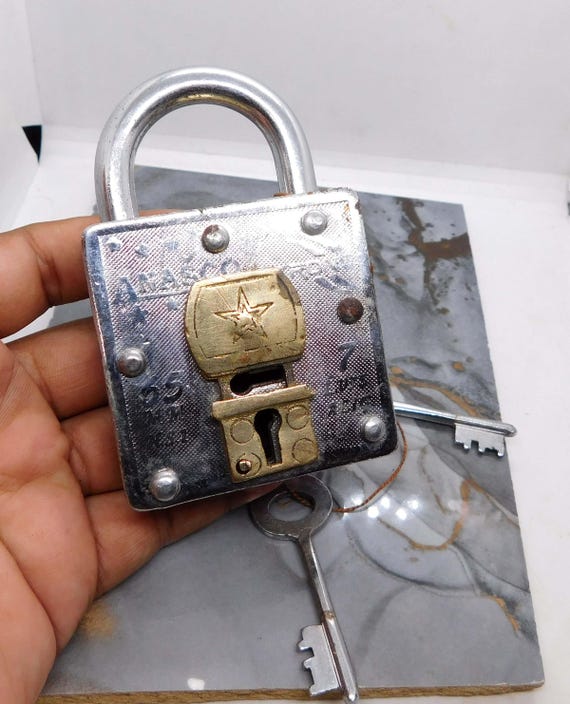 Antique Iron Lock Art Indian  secret unique Tricky lock Durable puzzle Padlock  Hidden  Key Hole with 2 Keys Medium  Gifts frnds Home Decore