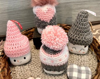 Dulces sombreros de taza de malvavisco del Día de San Valentín