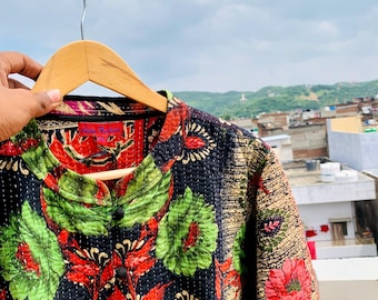 Kurtka pikowana boho kantha, ręcznie robiony płaszcz kantha w stylu vintage, kolorowy haft kwiatowy | Zrównoważona odzież wierzchnia boho