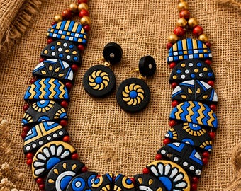Collar y pendientes de terracota hechos a mano: joyería tribal bohemia india.