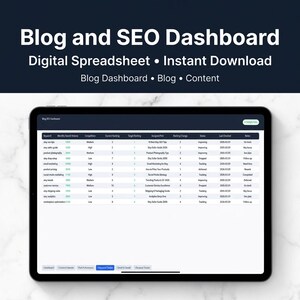Könnte beinhalten: Ein Tablet-Bildschirm mit einer digitalen Tabelle mit der Bezeichnung "Blog and SEO Dashboard". Der Bildschirm zeigt Daten in Tabellenform mit Spalten für Keywords, Suchvolumen und Wettbewerb. Das obere Banner lautet "Digital Spreadsheet • Instant Download."