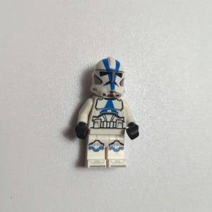Star Wars Clone Trooper 501st Legion LEGO Minifigure