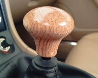 Elegance – Solid Oak Gear Knob – Precision-Crafted & Hand-Finished – Bespoke Threaded – Custom Wooden Car Gift