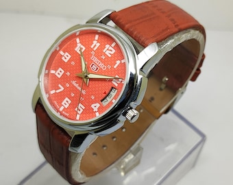 再生セイコー5 自動巻き メンズ腕時計 レッドテクスチャードダイヤル 日本製機械式 36mm