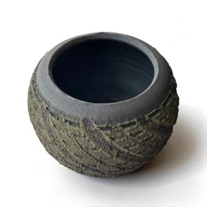 Natural Small Ceramic Vase – Textured Black Pottery, Wabi-Sabi Home Decor