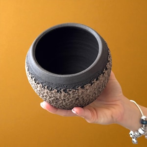 Small Handmade Ceramic Vase – Textured Black & Beige Raku Pottery