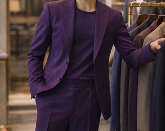 Traje de hombre color ciruela, conjunto formal de dos piezas a medida para ocasiones especiales.