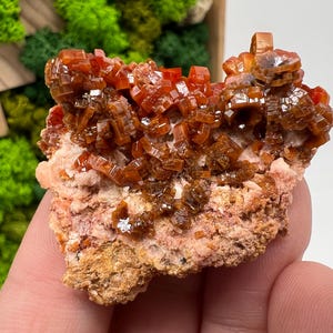 Red Vanadinite on Barite from Morocco,Crystal, Mineral,Specimen,Cluster,Vanadinite Crystal, Vanadinite ,Geology,Vanadinite Cluster,red Cr