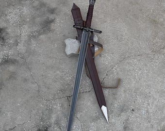 Hand-Forged Carbon Steel Viking Longsword: Leather Scabbard, Cosplay LARP