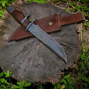 Rosewood Handle Handmade Damascus Knife | Custom Outdoor Blade Gift for Him | Rustic Bowie Knife for Camping, Hunting & Special Occasions