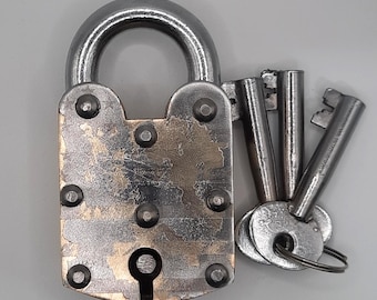 Handmade Rustic Iron Padlock: 5-Lever Lock with Skeleton Keys