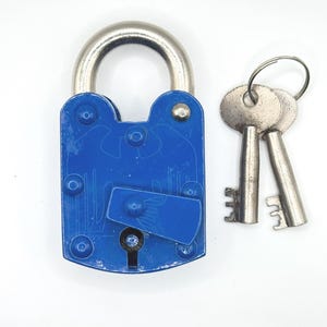 Blue Eagle Padlock: Vintage-Style Laser Engraved Chest Lock with Keys
