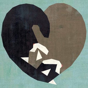 Puede incluir: Ilustración abstracta de dos gatos formando un corazón. Un gato es negro, el otro es marrón. Ambos gatos tienen caras y orejas blancas, con acentos rosas. El fondo es de color turquesa claro texturizado.