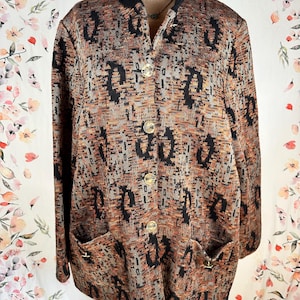 Vintage 80s jacquard jacket - multicolored abstract pattern - sculpted gold buttons - oversized style - Made in France