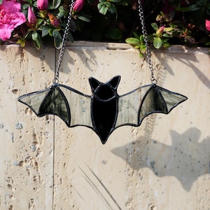Gothic Stained Glass Bat Suncatcher, Dark Romantic Window Decoration Pendant, Decor for Halloween, Gothic Art Lovers, Rainbow Bat Decoration