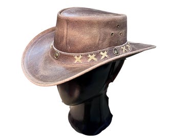 Cowboyhatt: Brun läderhatt i westernstil med bred brätte i rodeostil