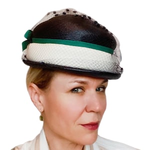 Vintage STRAW BOwler Hat with Grosgrain Ribbon and Veil BY Noreen