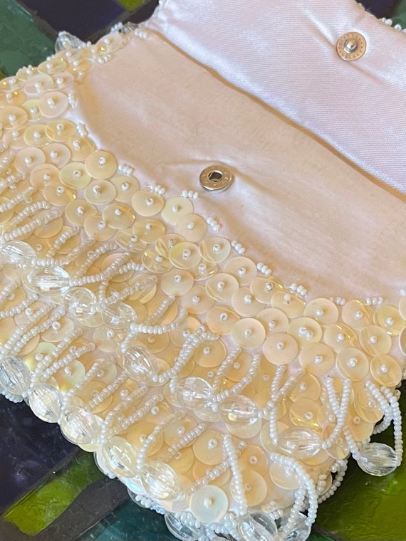 Vintage Ivory Iridescent Sequined and Fringe Bead… - image 6