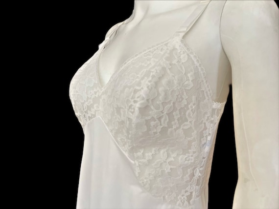 White Vintage Lace and Nylon Dress Slip - image 1