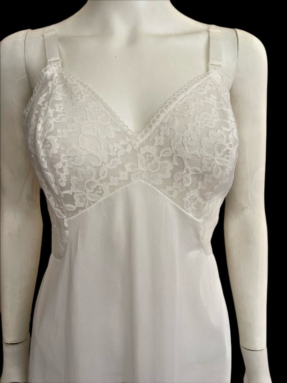 White Vintage Lace and Nylon Dress Slip - image 5