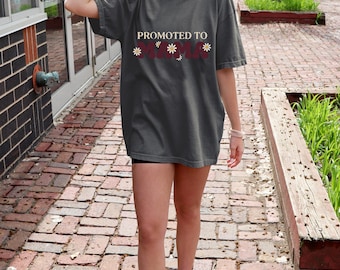 Retro Mom Matching Family Shirt, Mother's Day Gift for Mom, Vintage Mama Tee