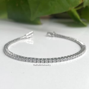 Diamond Tennis Bracelet, Dainty Gold or Silver Bracelet for Women, Classic CZ Tennis Bracelet Gift, Diamond Link Bracelet, Women Bracelet