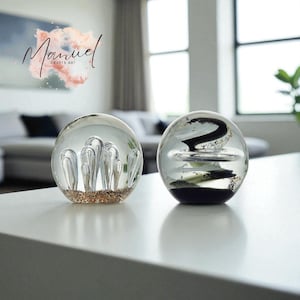 Kristall Spiral Kugel Schreibtisch Decor - Grau schwarze Ring Bead Ornament auf Glimmer Basis | Niedliche Moderne Skulptur für Veranda, Wohnzimmer, Büro