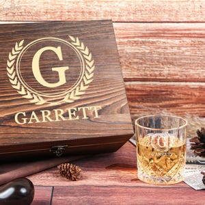 Personalized Whiskey Glass Set with Whiskey Stones and Wooden Box, Custom Whiskey Gift For Men, Groomsmen Gift, Best Man Gift, Gifts for Dad