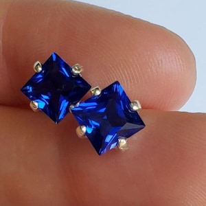 Square faceted Sapphire earrings, dark blue square sapphire studs, sapphire earrings, navy blue sapphire studs, cut sapphire, blue sapphire