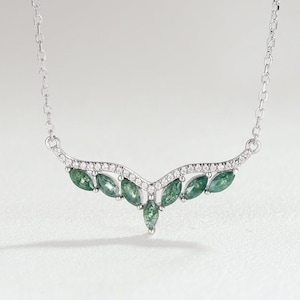 Nature Inspired Kite-Cut Moss Agate Necklace with Marquise Leaf Accents, Natural Inspired Leaf Charm Necklace Jewelry Birthday Gift For Her