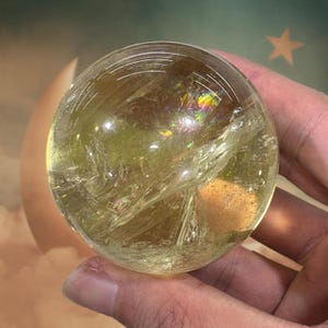 Esfera de citrino natural de 4 a 5,5 cm / Bola de cristal curativa para la prosperidad y la energía