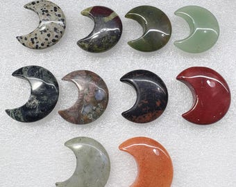 Natürliche Crystal Crescent Moon Carving, Wicca Altar Dekor