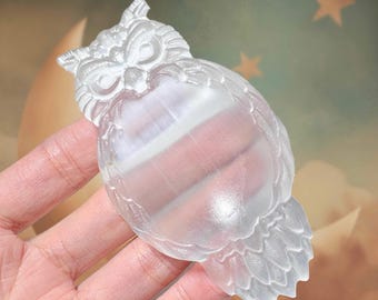 Handgeschnitzte Selenit Eule, Heilstein Dekor (10 cm)